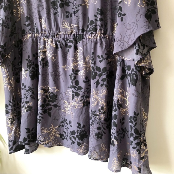 Torrid Lily Babydoll Georgette Surplice Bell Sleeve Top in Holiday Rose - Picture 8 of 12